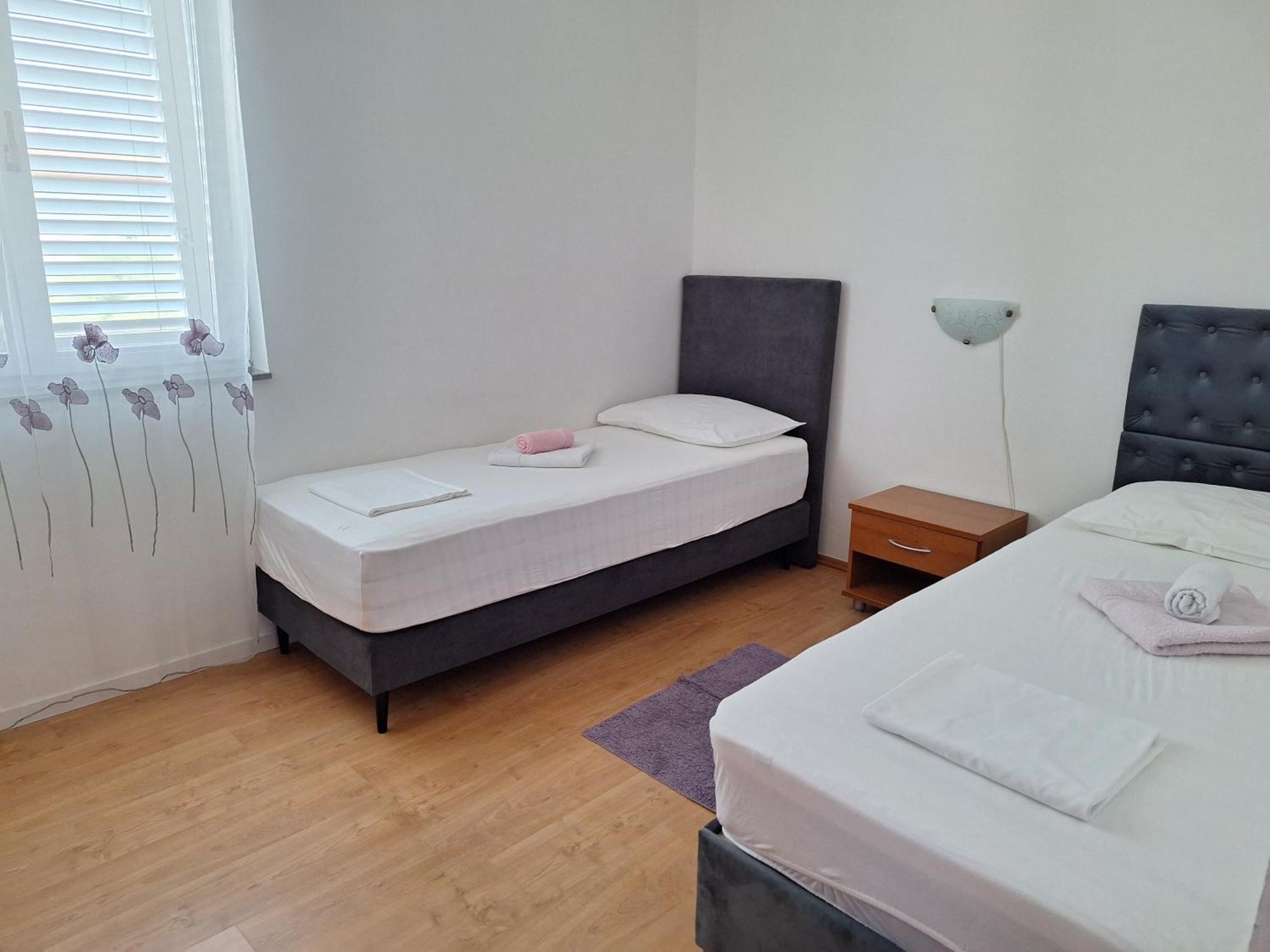 Apartments Vodopija 300M To The Beach 스베티필립아이자코브 외부 사진